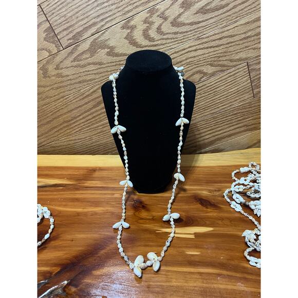 Vintage Lot Hawaiian Cowrie Shell Clusters Lei Necklaces Authentic Layering MCM - Picture 3 of 9